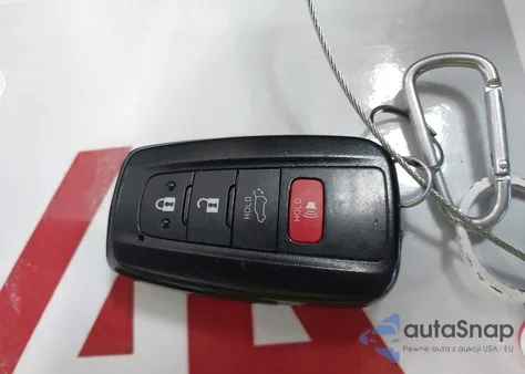 2021 Toyota Rav4 Xle Premium z USA, uszkodzony, nr VIN 2T3C1RFV2MW179368